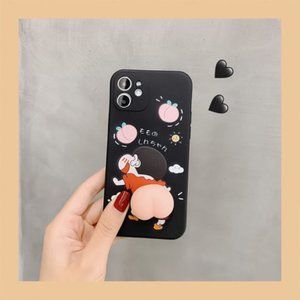 Apple 12 Black Crayon Shin-Chan Pinches Ass
